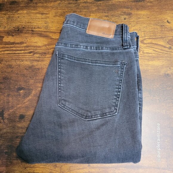Madewell Jeans 26 Skinny 9" High Rise Black Sea Wash H2230 Tummy Control Raw Hem - Picture 3 of 12